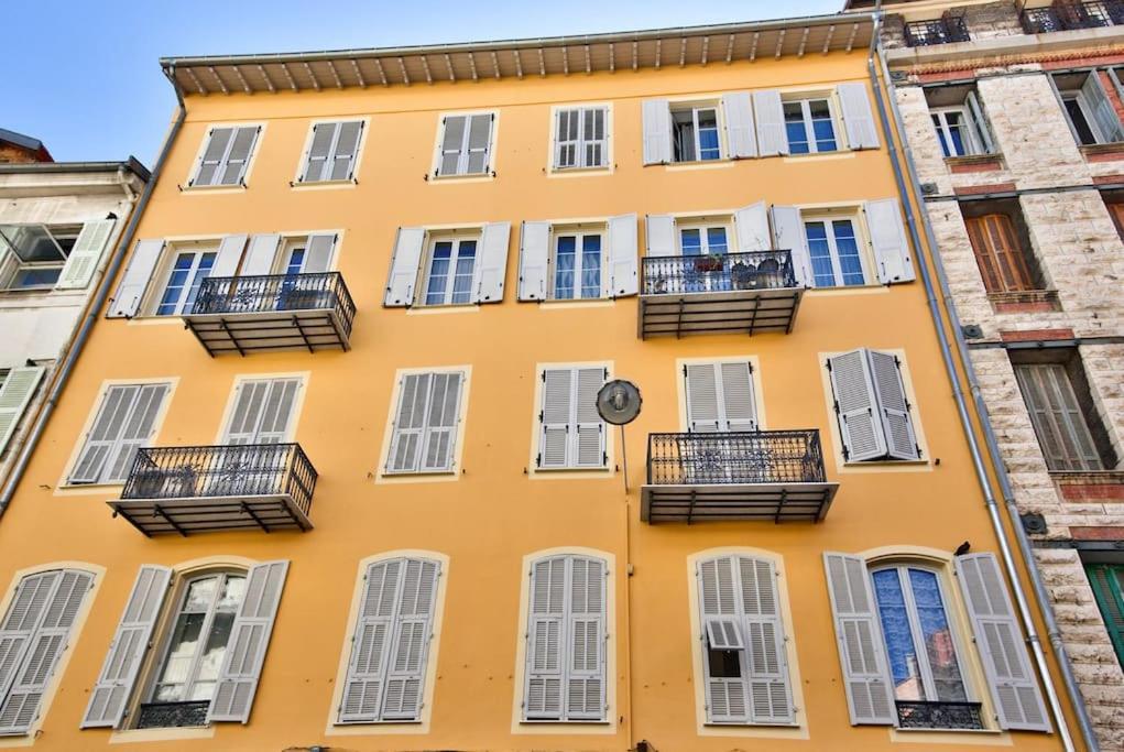 Very Nice 2P With All Comfort, City Center Ac/Wifi 외부 사진